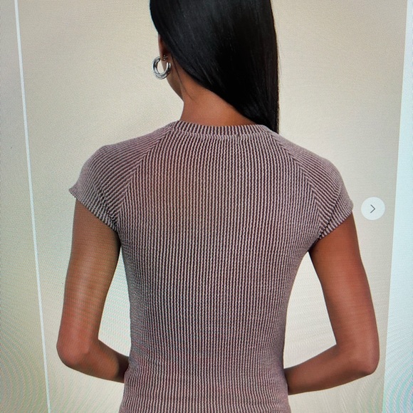 Lulus Brown textured seamed cap sleeve top - Picture 2 of 4